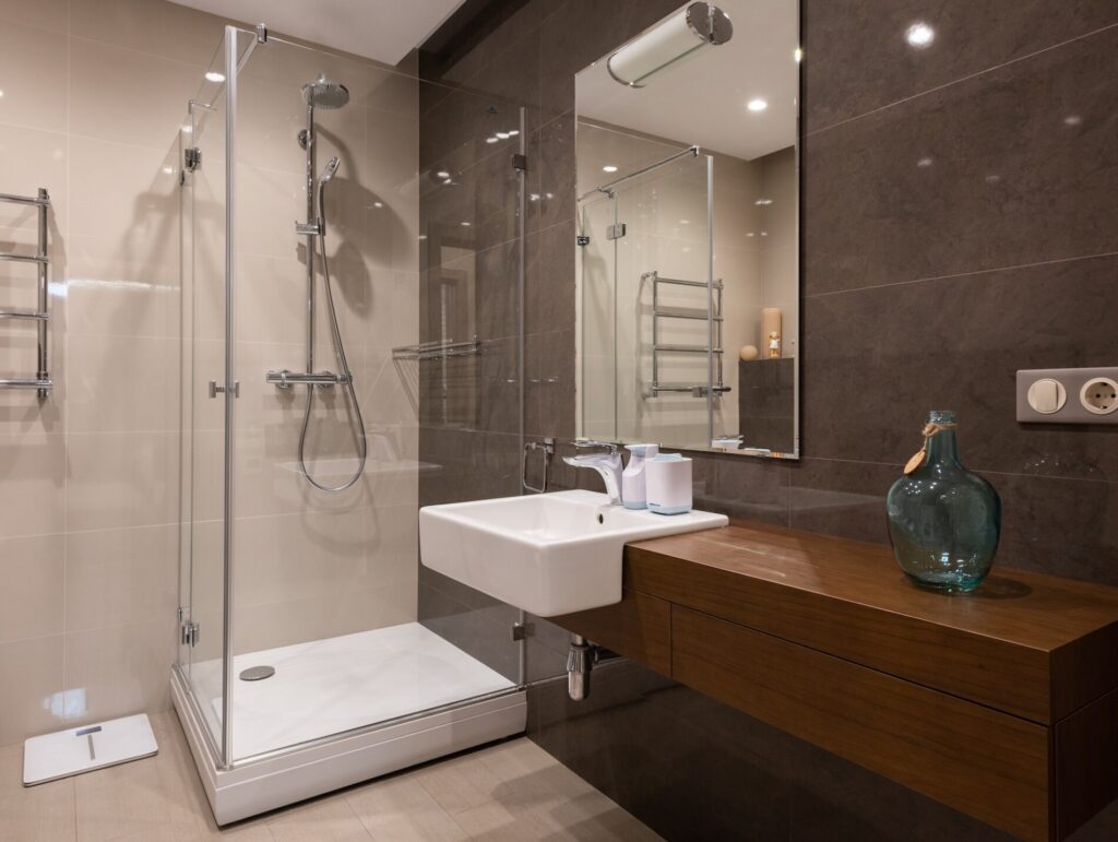 How To Choose The Perfect Frameless Shower Doors In Plano Tx For Your Bathroom