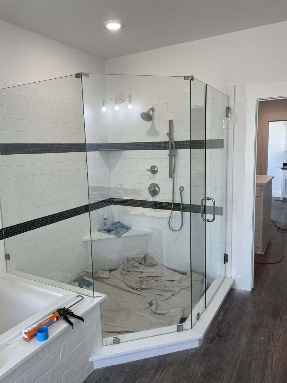 No.1 Best Quality Shower Enclosures In Texas - Plano Bath Llc