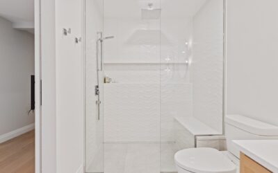 The Benefits Of Upgrading To Modern Shower Doors In Plano, Tx
